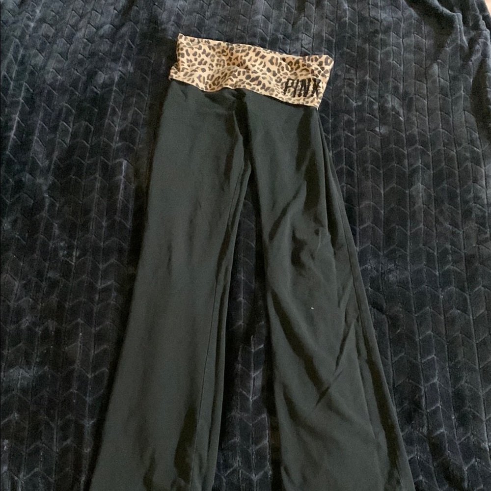 Victoria's Secret PINK Leopard Yoga Pants